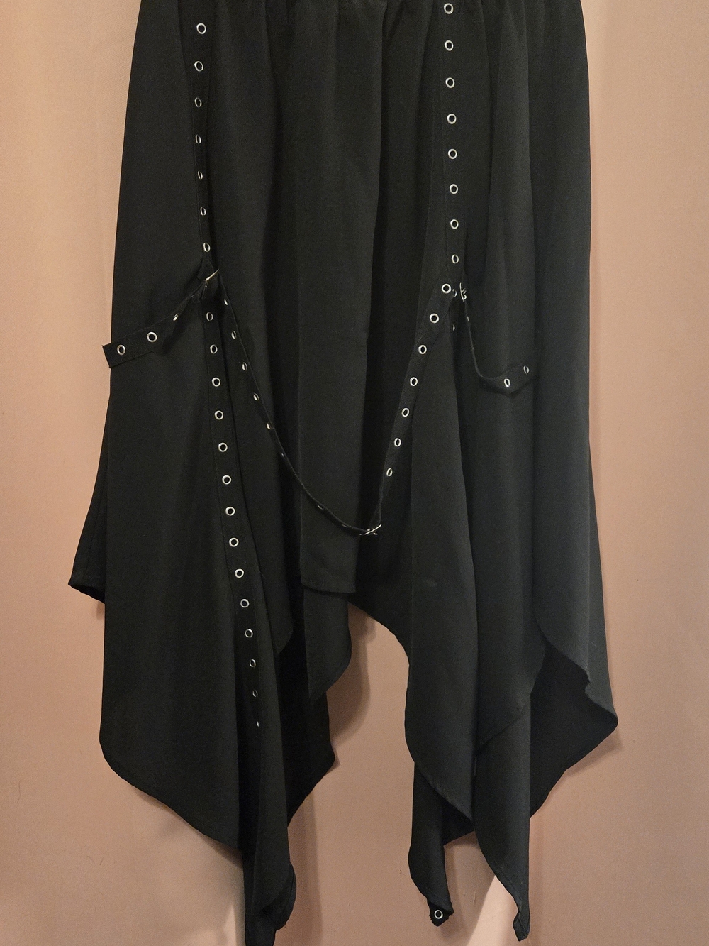 Asymmetrical Handkerchief Black Eyelet Detailed Skirt Size L